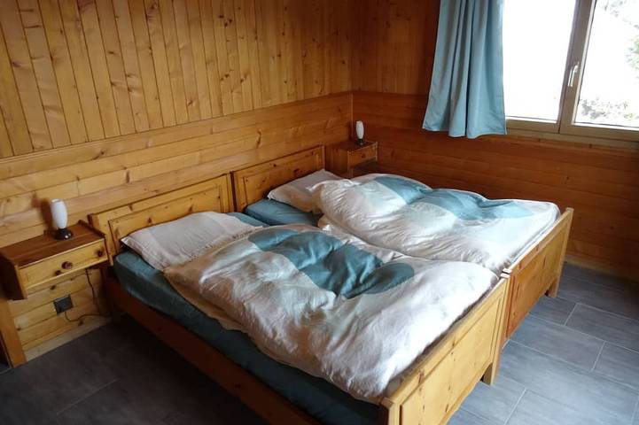 Gîte pour 8 personnes, avec jardin et piscine à Chamoson - 2