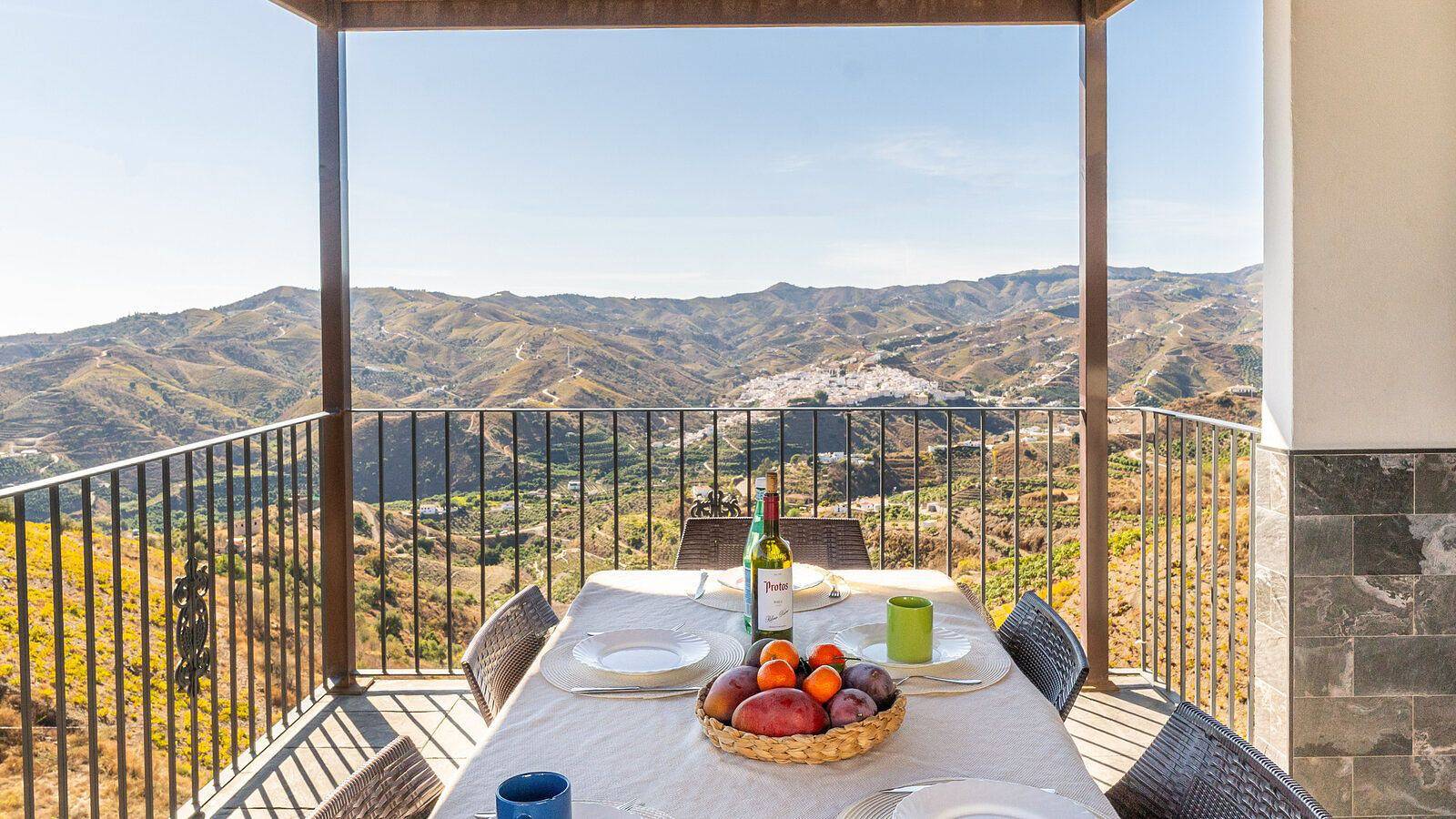 Casa Adrian Almáchar by Ruralidays in Almáchar, Provincia de Málaga