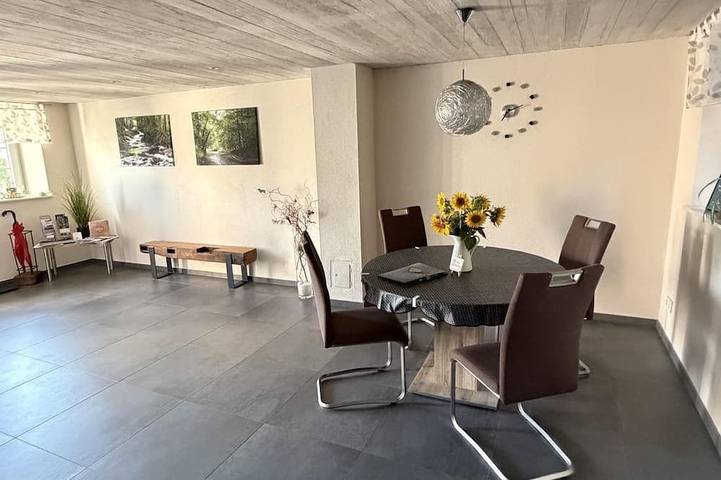 Gîte pour 5 personnes, avec Terrasse et Jardin à Ralingen