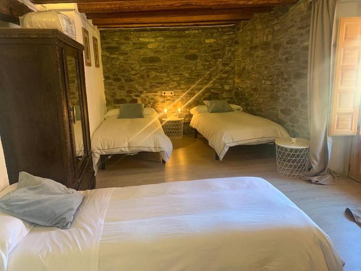 Maison d’hôte pour 4 personnes, avec balcon et vue à Jaca - 2