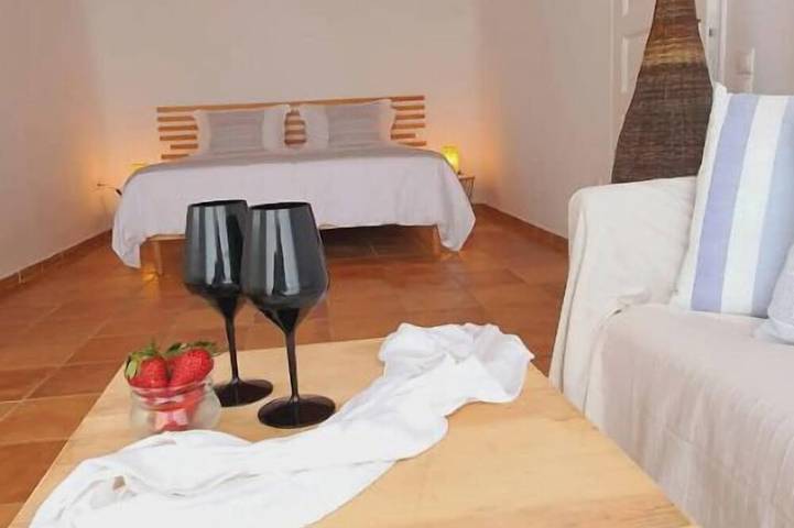 WhiteStone Villa Mykonos with private pool in Agios Ioannis Diakoftis, Mykonos