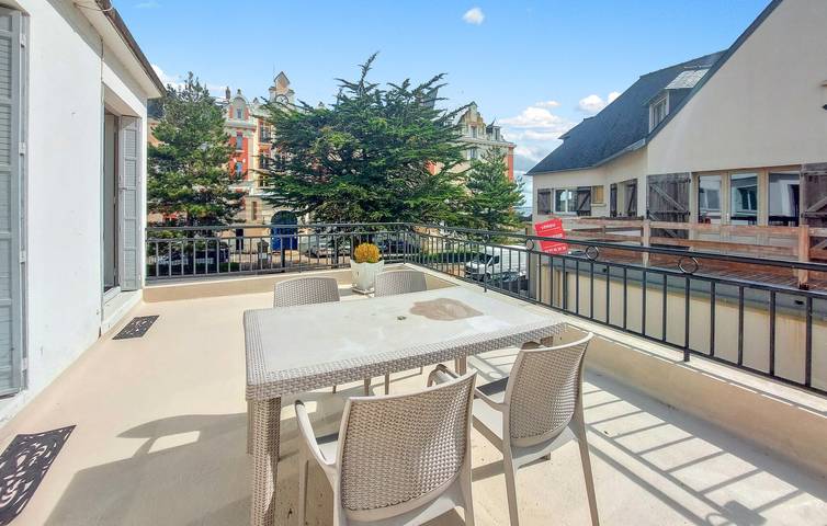 Ferienwohnung für 4 Personen, mit Terrasse in Saint-Lunaire