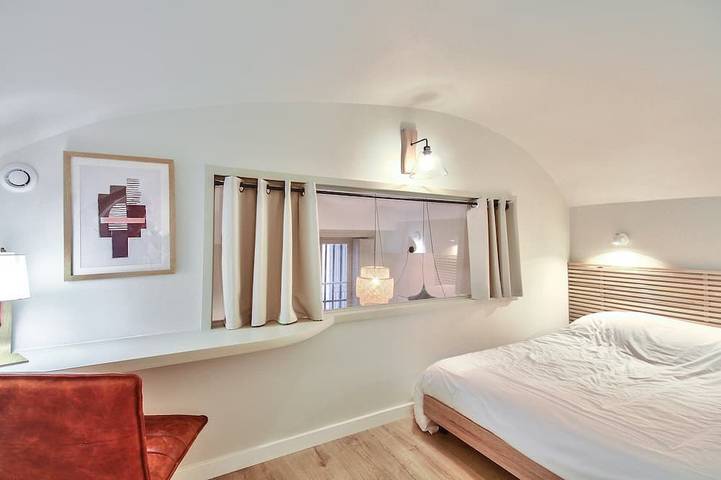 Entire apartment, Quiet and cozy 3-bedroom flat – Terreaux/Opéra in Lyon, Lyon region