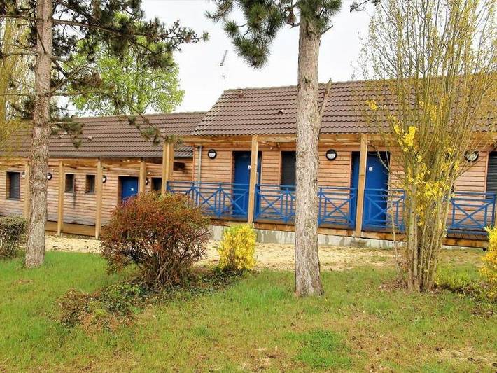 Camping Le Village loisirs de Goule - Zimmer 2 personen in Bessais-le-Fromental, Saint-Amand-Montrond