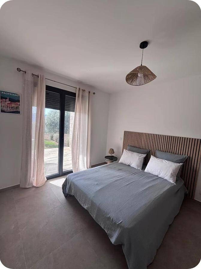 Appartement entier, Appartement Rez de jardin entre mer et montagne in Arbellara, Arrondissement de Sartène