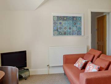 Log Cabin for 2 People in Torquay, Torbay, Photo 1