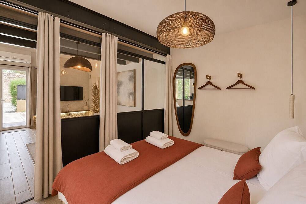 Appartement entier, Le 522 – Refuge nature & jacuzzi in Ventabren, Côte méditerranéenne (France)