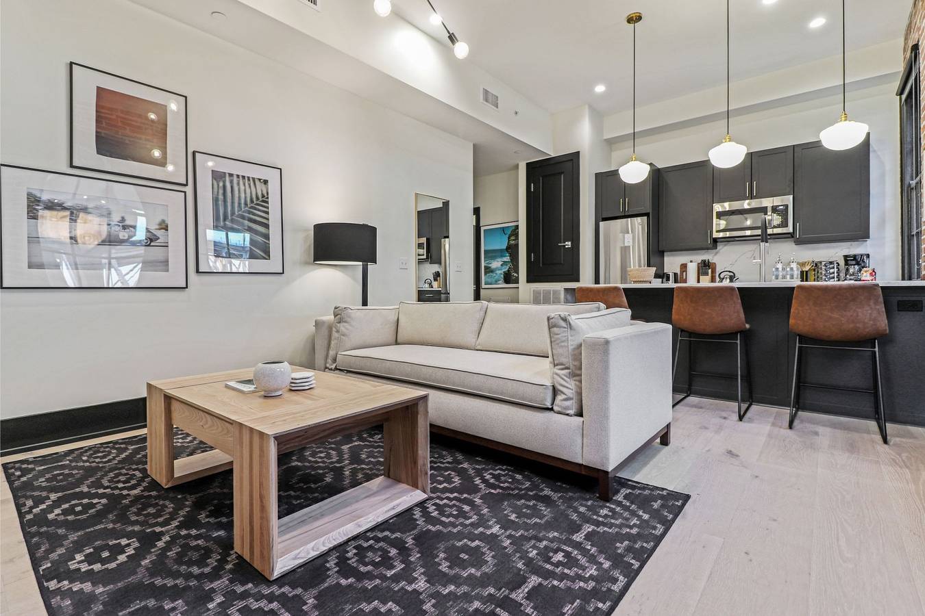 Apartamento entero, Roami at The Lola   Convention Center   1Br  17 in New Orleans, Orleans Parish