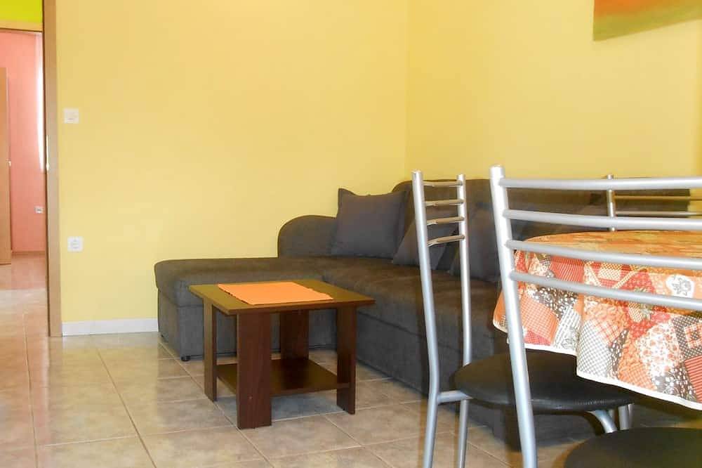 Entire apartment, Two bedroom apartment with terrace Umag in Umag, Umag Region
