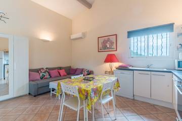 Appartement De Vacances pour 2 Personnes dans Salon-de-Provence, Région d'Aix-en-Provence, Photo 4