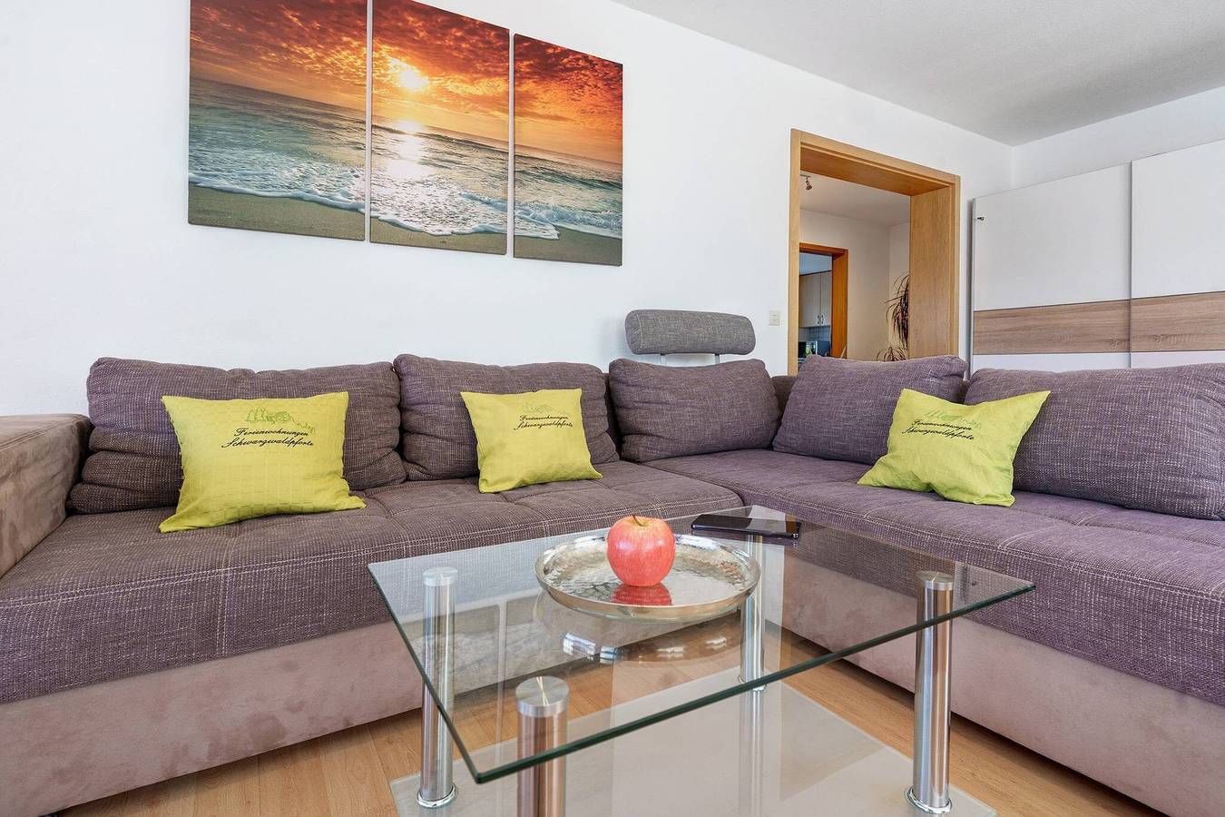 Ganze Wohnung, Apartment „Abendrot“ mit privater Terrasse und Wlan in Engelsbrand, Nordschwarzwald
