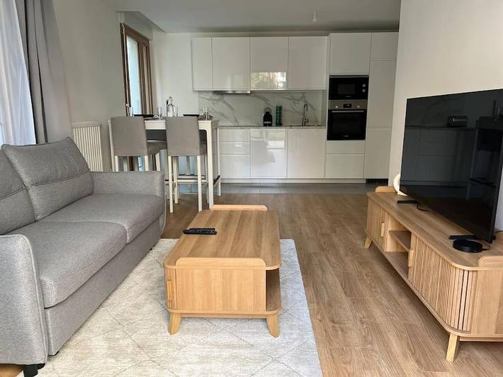 Gîte pour 6 personnes, avec jardin et terrasse dans La Plaine Saint-Denis