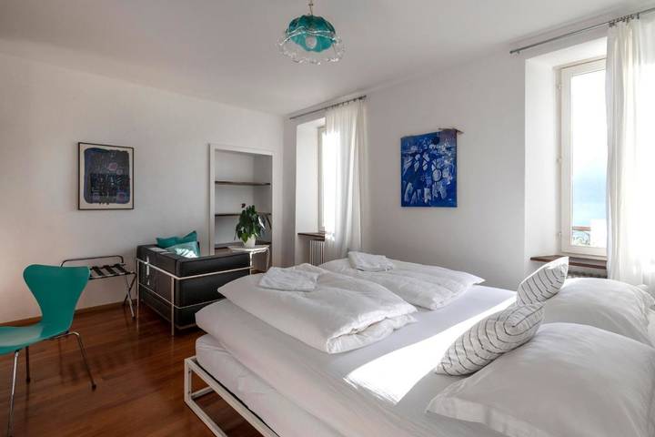Chambre d’hôte pour 2 personnes, avec vue et balcon ainsi que jardin et vue sur le lac à Locarno - 4