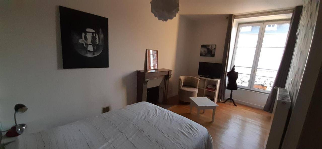 Double Room in Conlie, Sarthe