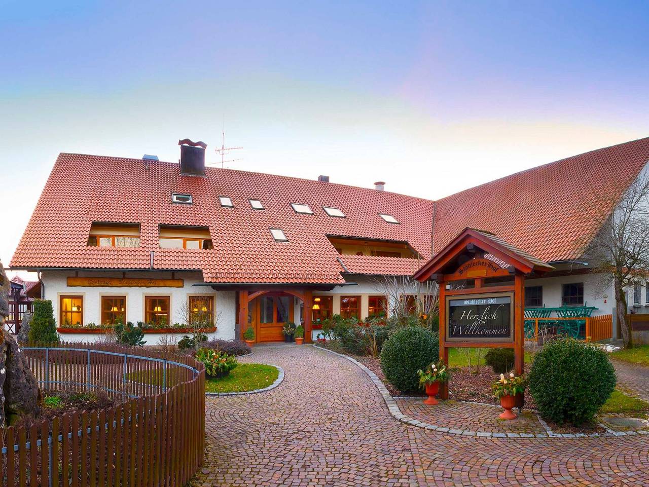 Stahlecker Hof - Einzelzimmer in Lichtenstein, Neckar-Alb