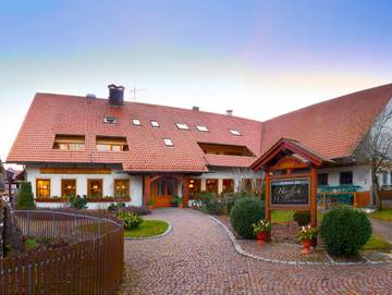 Hotel für 2 Personen, mit Garten und Terrasse, mit Haustier in Lichtenstein