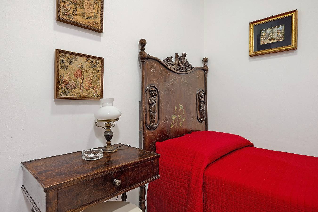 Apartamento 'Al Palazzo Del Principe Al Massimo' com Wi-Fi e Ar Condicionado in Palermo, Palermo (província)