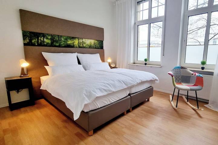 Ganze Wohnung, 135m² Apartment I max. 8 guests I Central I Kitchen I Balcony I Parking I Wi-Fi in Lünen, Kreis Unna