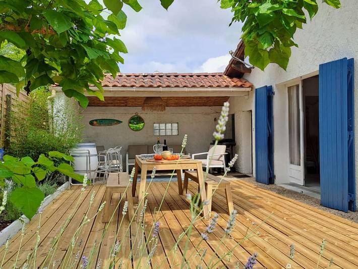 Casa en Biscarrosse para 6 personas con gran terraza, jardín, y equipada para familias. in Biscarrosse (pueblo), Biscarrosse