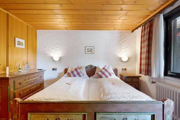 Gîte pour 2 personnes, avec jardin et balcon à Schramberg