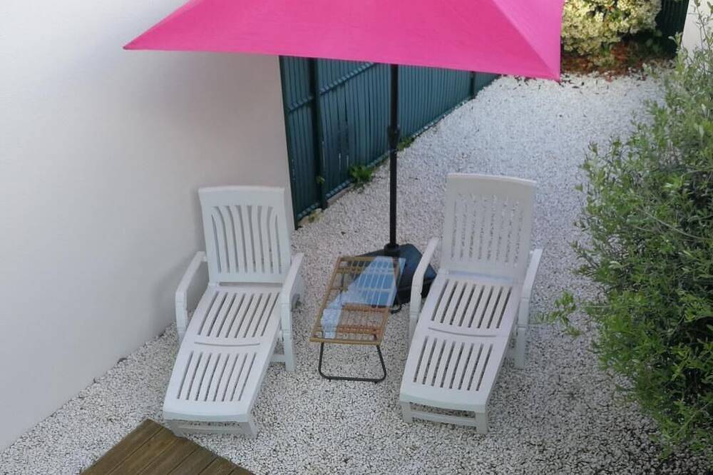 Quiet house with garden 2km from the beach and close to shops  in Angoulins, Región de La Rochelle