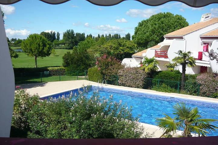 Appartement de vacances pour 5 personnes, avec piscine et balcon