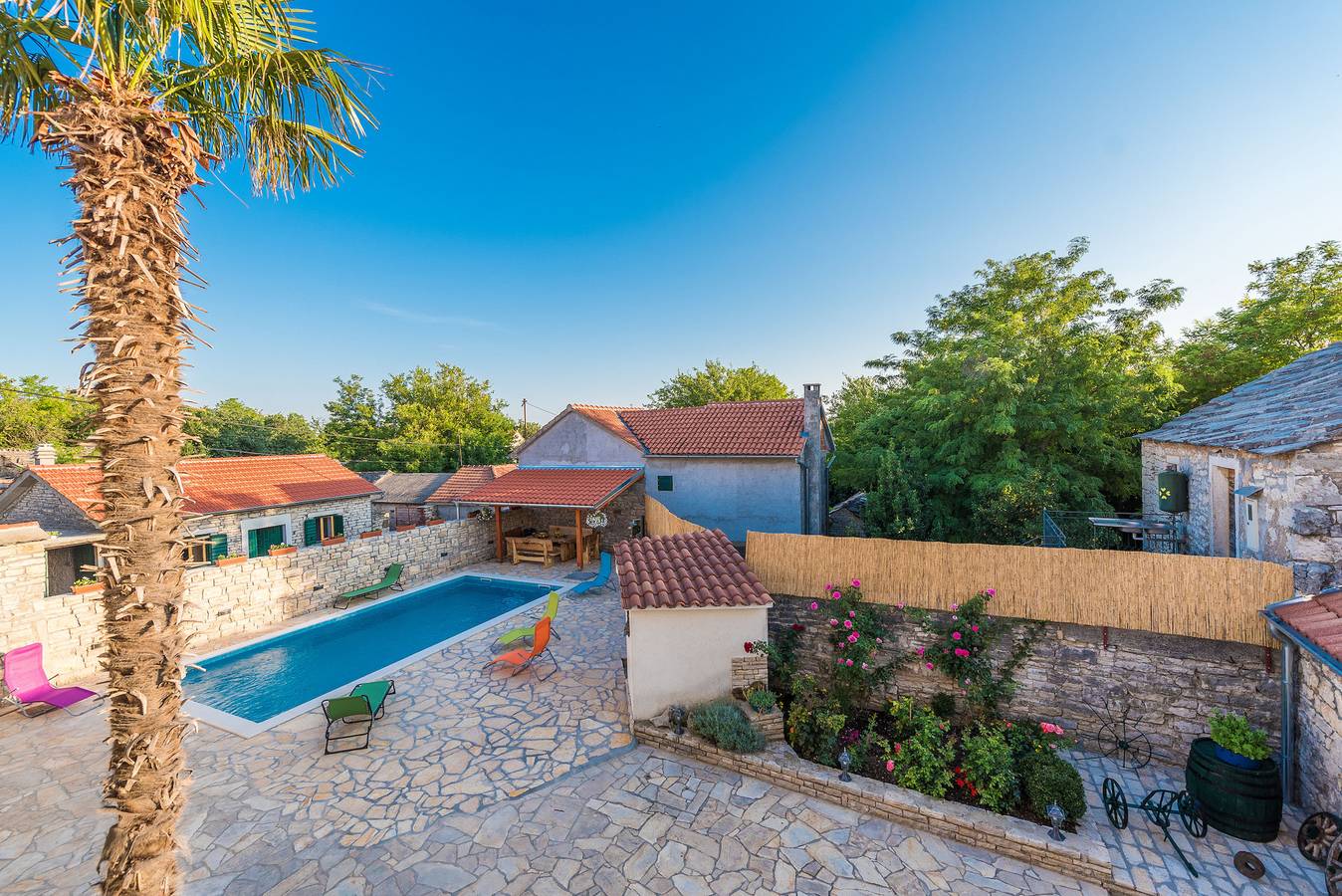 Villa Petrovi  Dvori Zadarvillas in Buković, Grad Benkovac