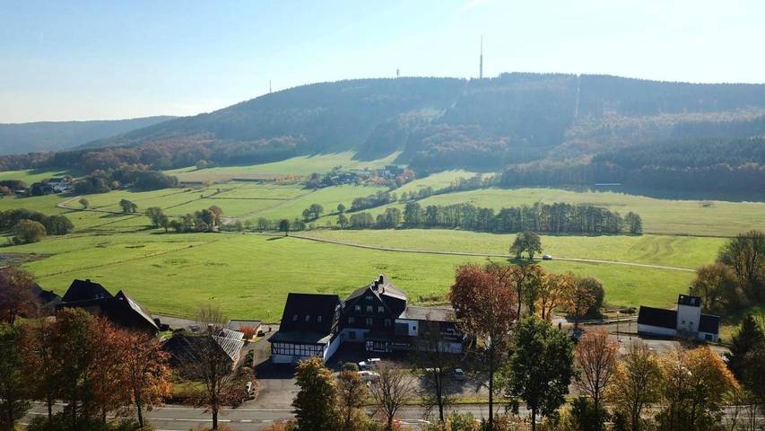 Hotel, mit Ausblick in Herscheid - 4