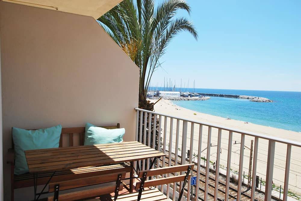 Entire apartment, Premia Palm View in Premià de Mar, Costa del Maresme