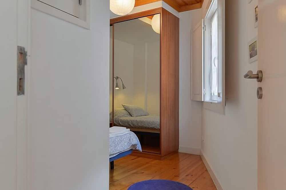 Appartement entier, Lumineux, confortable, vues et le Château à ses pieds in Santa Maria Maior, Costa de Lisboa