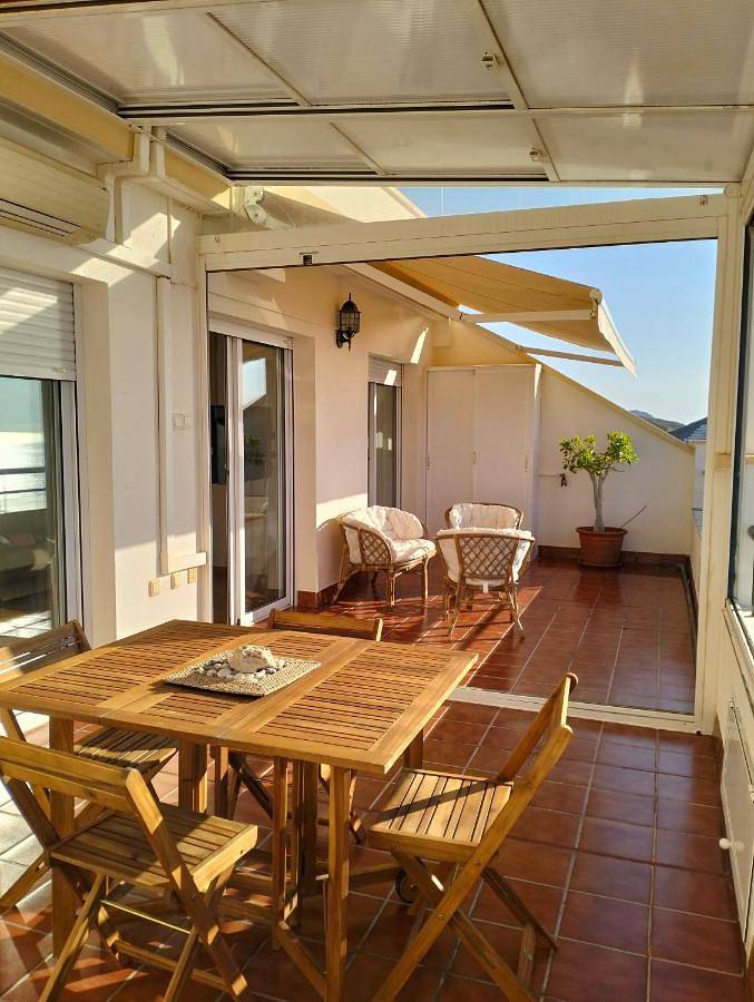 Apartamento de vacaciones para 4 personas, con terraza y vistas - 1