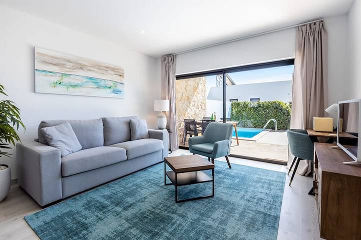 Ferienhaus für 4 Personen, mit Pool und Garten