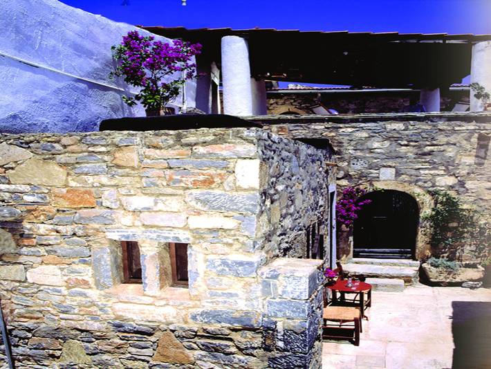Gîte pour 6 personnes, avec terrasse, adapté aux familles à Agios Nikolaos - 2