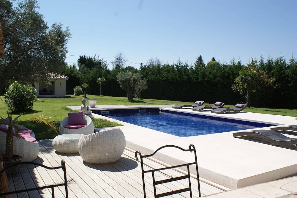 Appartement De Vacances pour 5 Personnes dans Orange, Provence