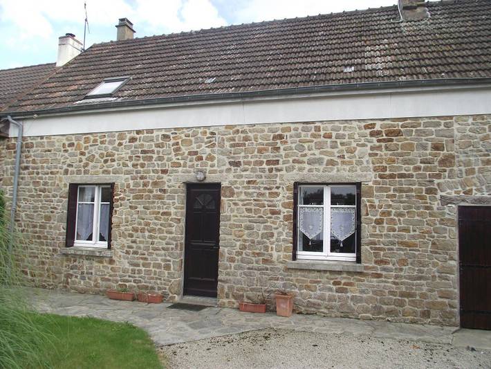 Gîte pour 8 personnes, avec jardin et terrasse, animaux acceptés