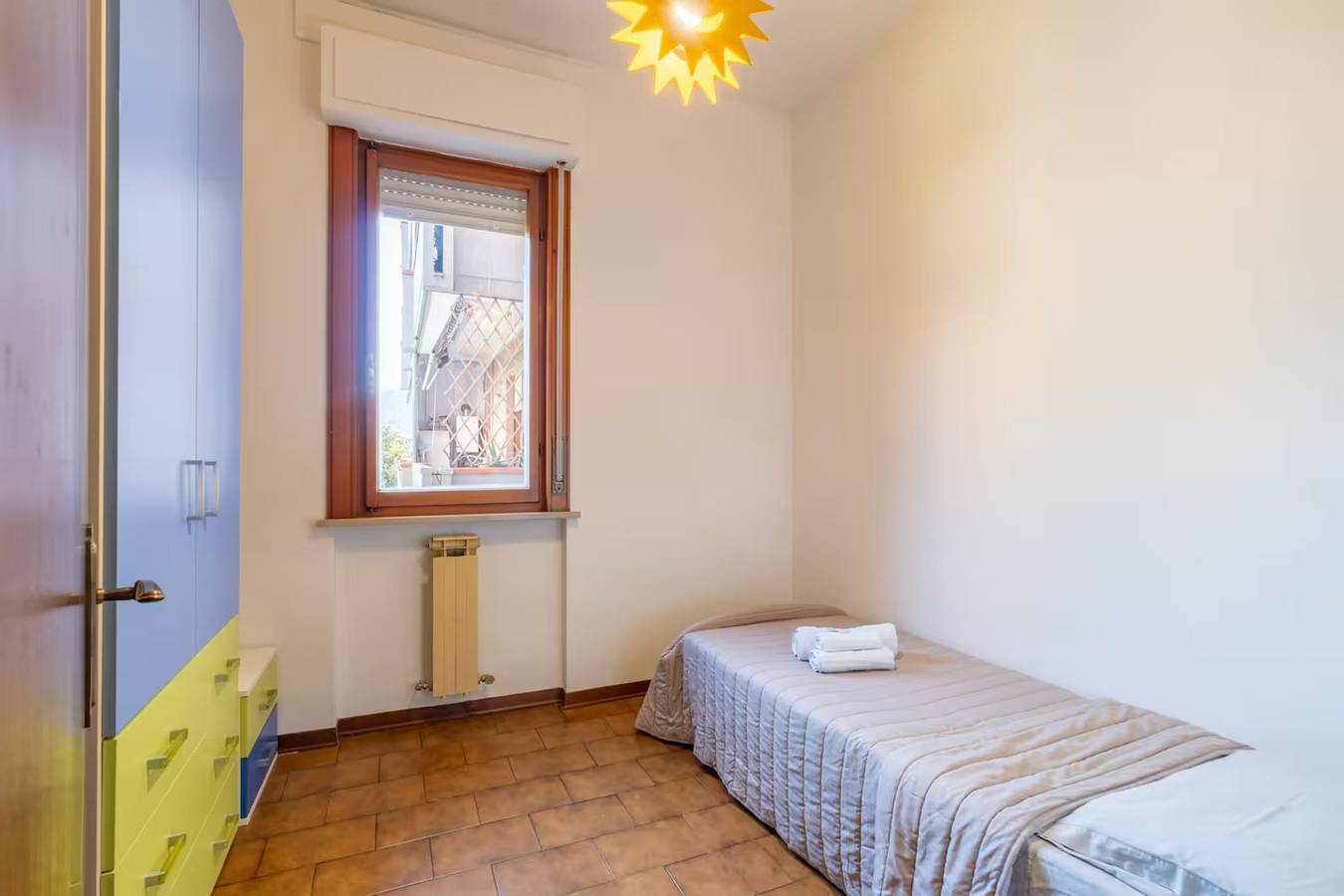 Entire apartment, Apartment 'La Casa Di Giotto' with Balcony, Wi-Fi and Air Conditioning in Lucca, Via Francigena