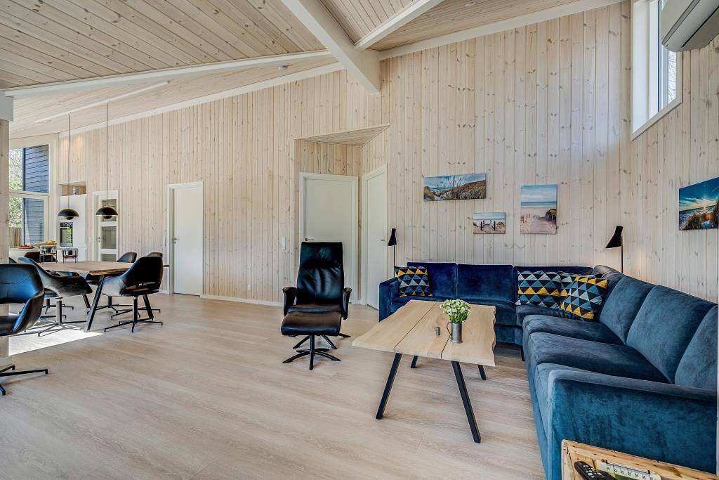 5-star holiday home with electric vehicle charging in Blåvand, Varde en omgeving