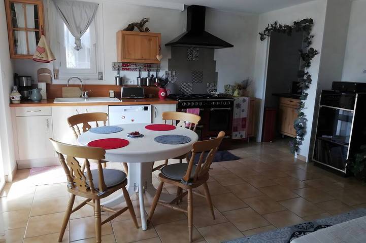 Location de vacances pour 2 personnes, avec jardin dans Garde-Colombe - 2