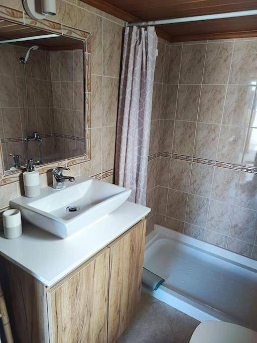 Apartamento inteiro, Recanto do Oeste in São Pedro da Cadeira, Distrito de Lisboa