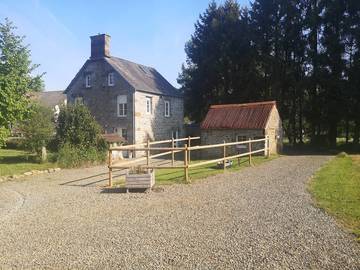 Gîte pour 6 personnes, avec terrasse et jardin dans Orne