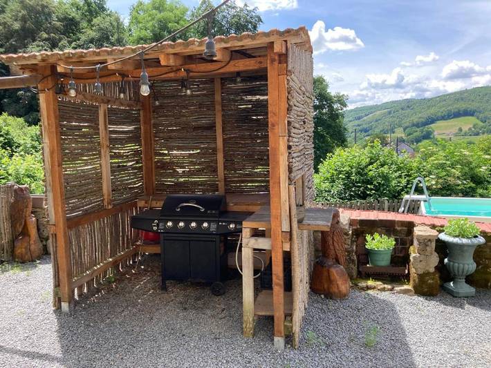Location de vacances pour 6 personnes, avec jardin ainsi que vue et piscine à Croze - 4
