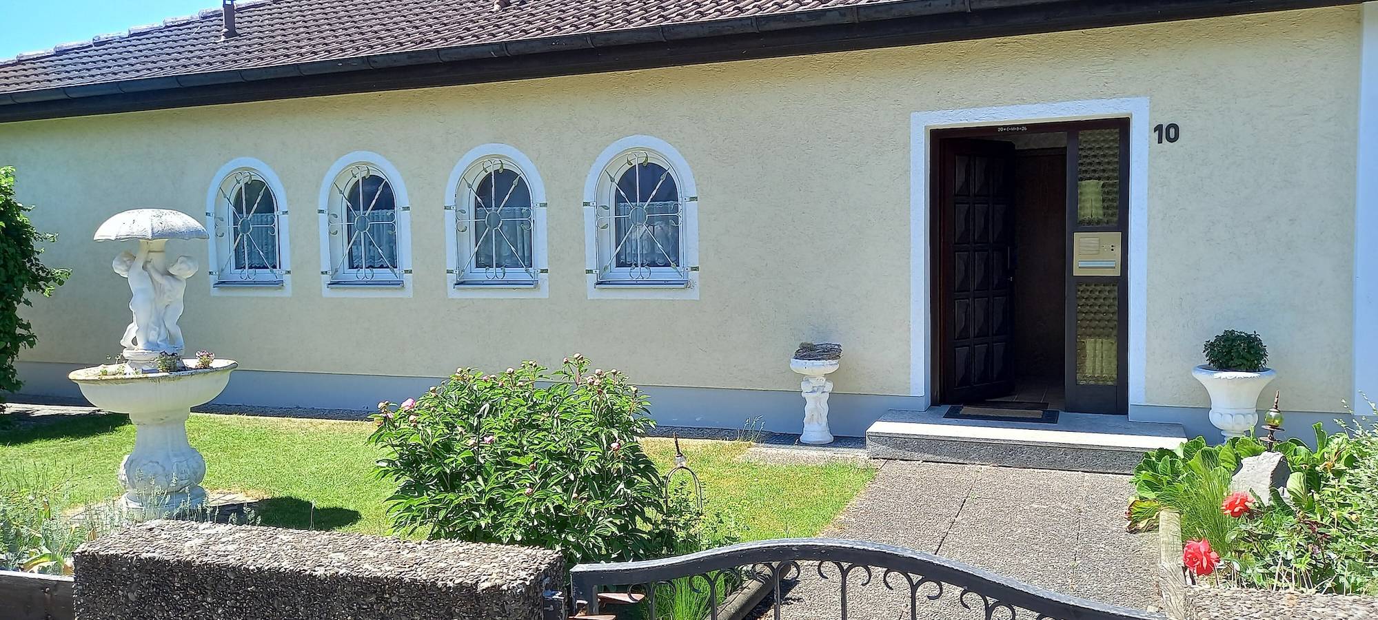 Ferienhaus 'Bungalow Au' mit privater Terrasse und eigenem Garten in Illertissen, Bayerisch Schwaben