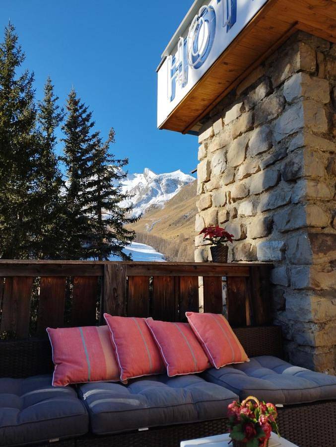 Hotel Restaurant La Source in La Foux d'Allos, Allos
