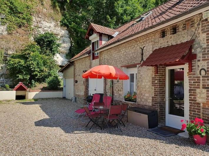 Appartement de vacances pour 6 personnes, avec Jacuzzi et Terrasse ainsi que Jardin et Bassin pour enfant