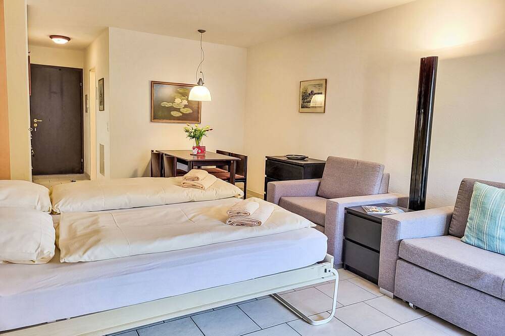 Ganze Wohnung, Residenza Parcolago Apt 120 1.Stock in Caslano, Luganersee