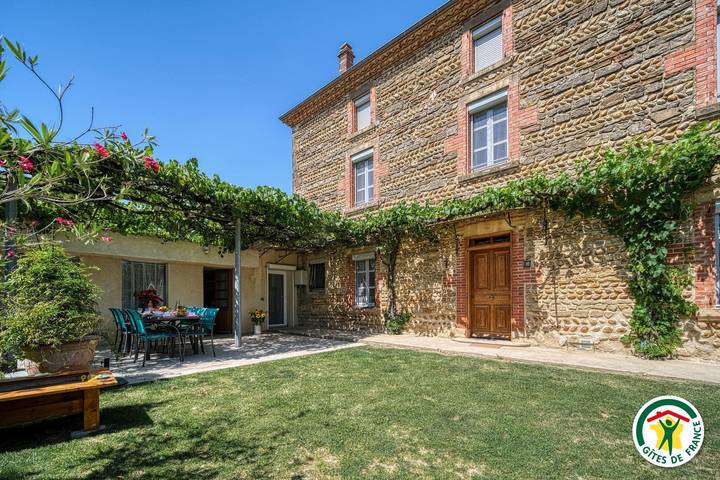 Cottage voor 10 personen, met tuin in Drôme