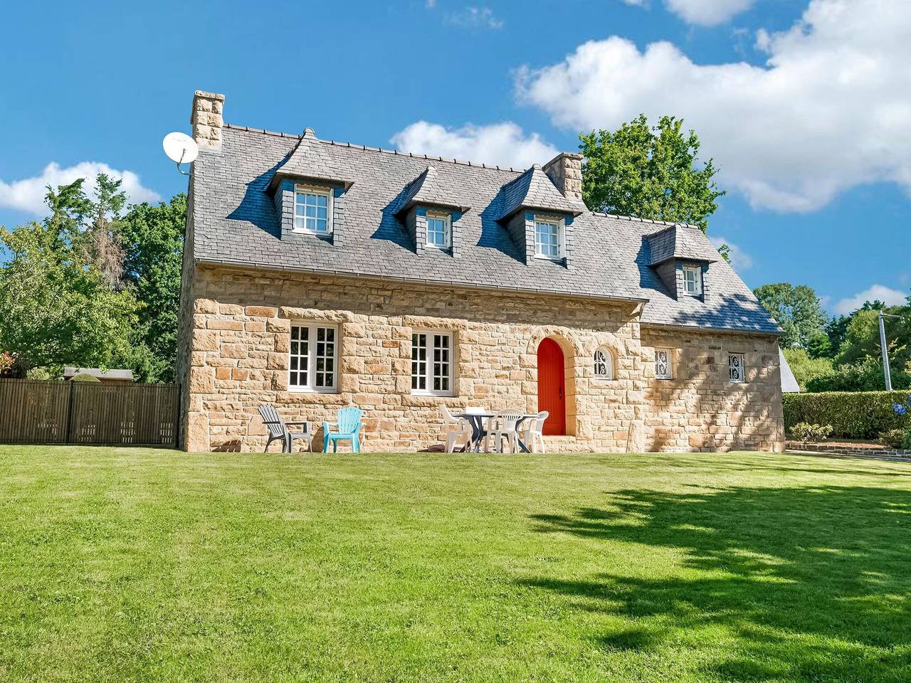 Casa cerca del mar con jardín Logonna-Daoulas in Logonna-Daoulas, Región de Brest