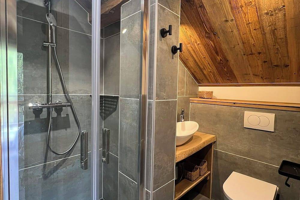 Le Refuge du Grand-père spa/sauna in Taninges, Region Bonneville