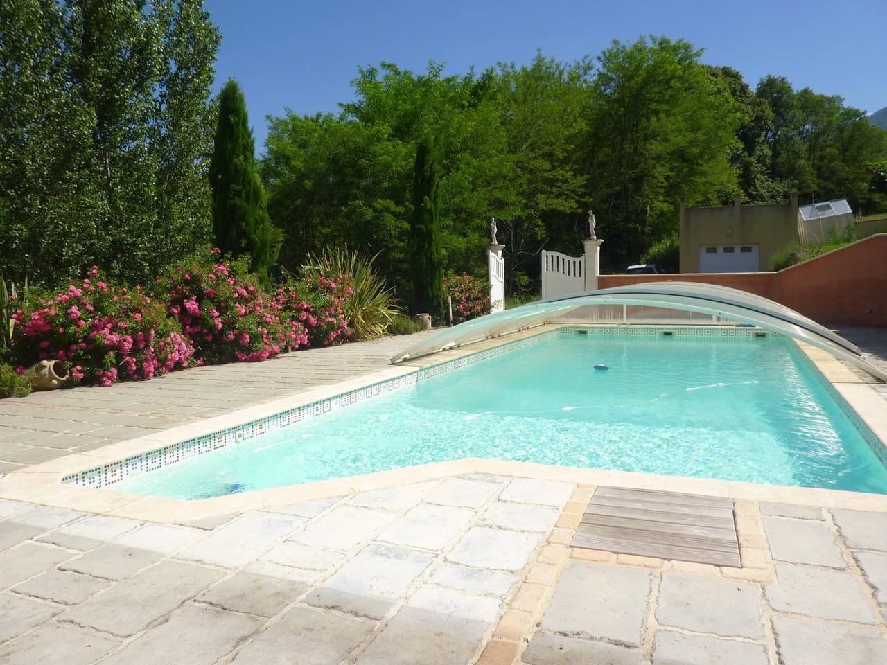 Le Roques in Serres-sur-Arget, Parc naturel régional des Pyrénées ariégeoises