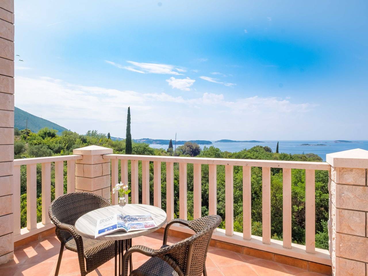 Ganze Wohnung, Villa Panorama Dubrovnik (S1) - Deluxe Double Room with Terrace and Sea View in Plat, Dubrovnik-Neretva